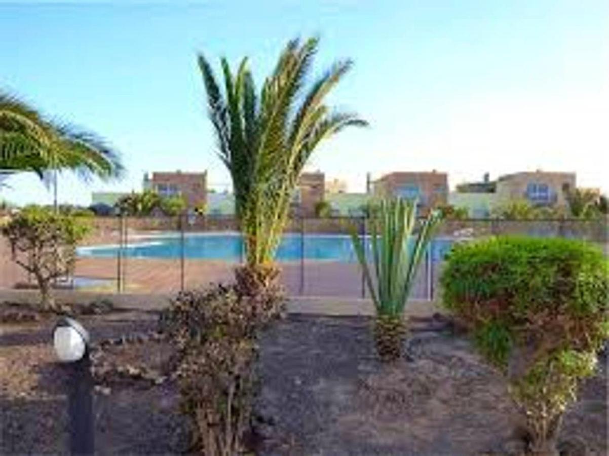 Elegant Villa In Corralejo Exterior photo